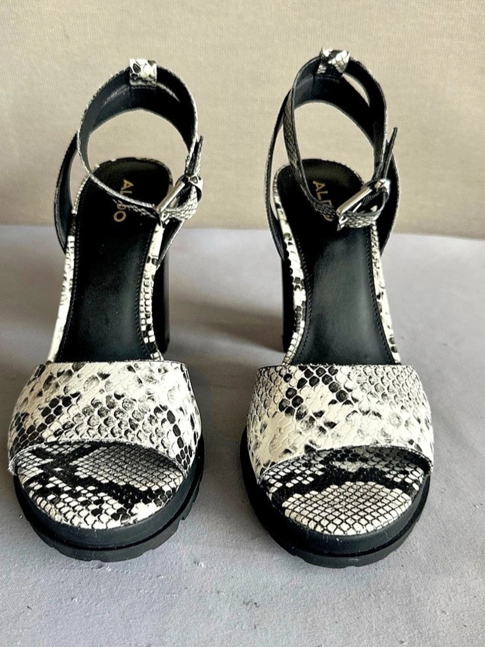 ALDO Legua Platform Heel Sandals in Black & White. Size 10